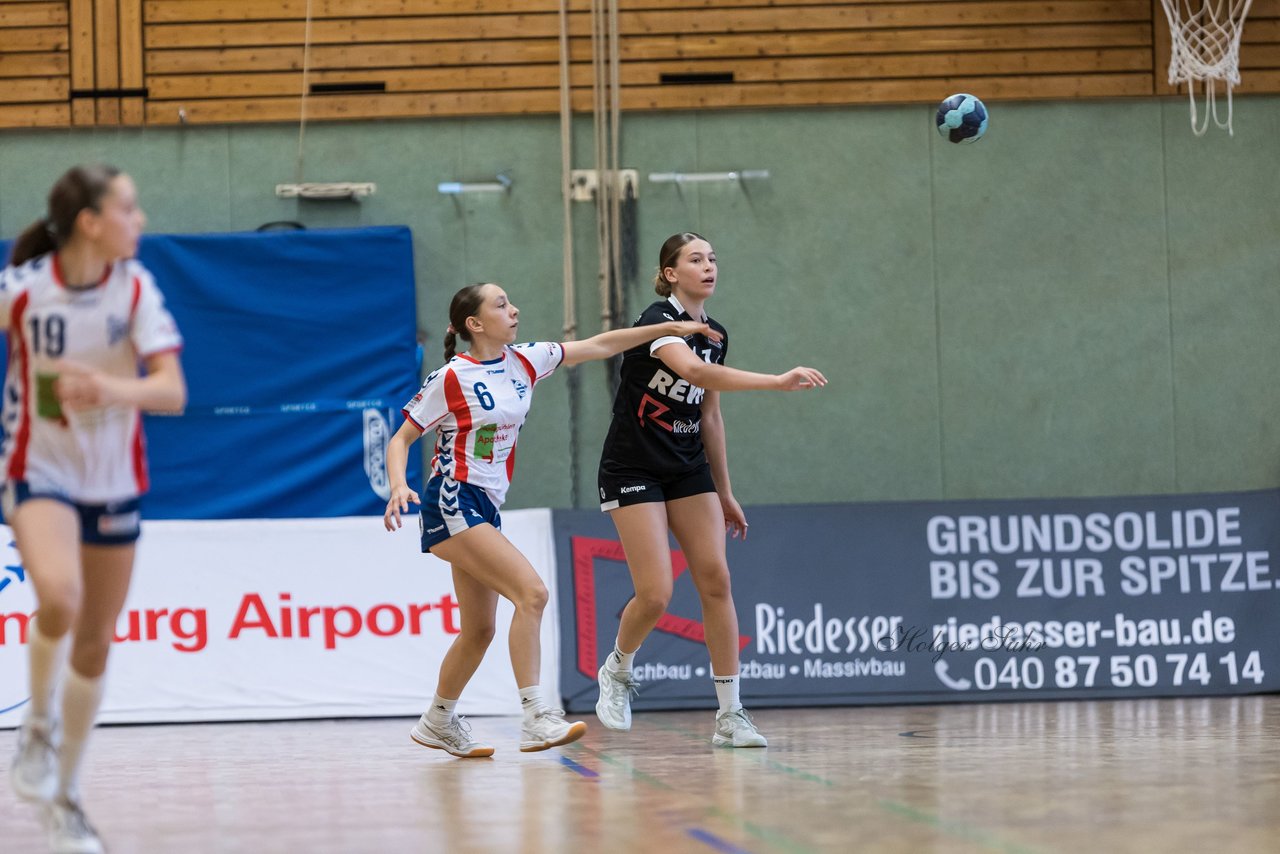 Bild 44 - wCJ SV Henstedt Ulzburg - SG HH-Nord : Ergebnis: 24:24